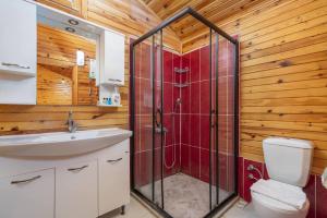 Ένα μπάνιο στο Şehri Bungalov