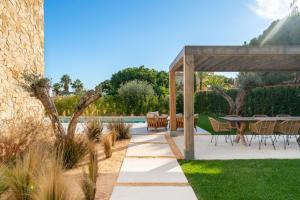 Vườn quanh Luxury Villa In Quinta do Lago Private pool Rooftop Jacuzzi Office Game room ARKEO LUXURY
