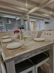 Φωτογραφία από το άλμπουμ του Loft 6 personnes 5 min du Grand Dôme de Villebon sur Yvette σε Villebon-sur-Yvette +12 φωτογραφίες