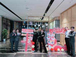 Επισκέπτες που μένουν στο 宜尚酒店 日月广场骑楼老街店 +31 φωτογραφίες