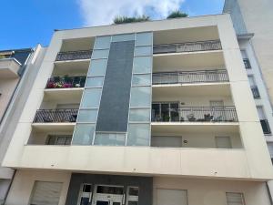 Balkón nebo terasa v ubytování Moderne T2 avec Balcon & Garage à Aix-les-Bains - FR-1-555-110