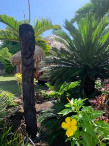 Zahrada ubytování Tiki Ora Lodge-Varua