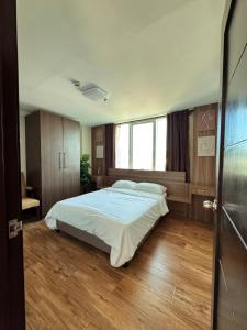 Billede fra billedgalleriet på 2-3Bedroom Unit at The Padgett Place Condominium i Tabok + 13 billeder