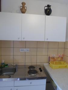Dapur atau dapur kecil di Apartment Vesna