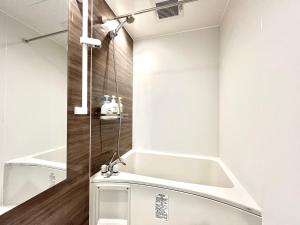 Ένα μπάνιο στο Shinjuku 1001 +15 φωτογραφίες