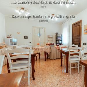 Restaurace v ubytování Albergo Corte di Emma