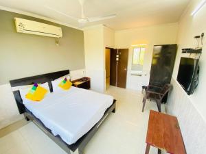 Foto Ahmedabadis asuva majutusasutuse Hotel Aakash Navrangpura galeriist