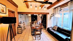 Posezení v ubytování Gîte Spa "La Foret Argentée" proche Gérardmer + 71 fotografií