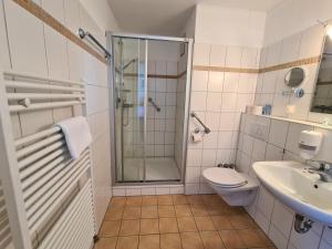 Koupelna v ubytování Zeitlos Hotel Garni