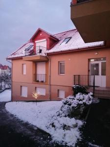 Budova, v ktorej sa apartmán nachádza