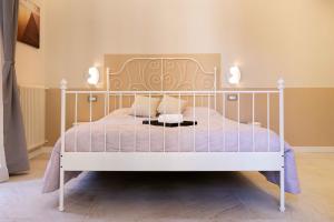 Ένα ή περισσότερα κρεβάτια σε δωμάτιο στο Dharma Luxury Room