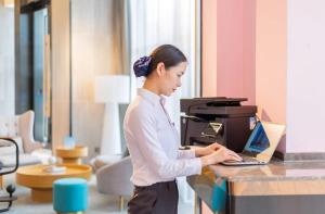 Ảnh trong thư viện ảnh của In Now Panorama Hotel - Seven Star Cave East Gate ở Zhaoqing