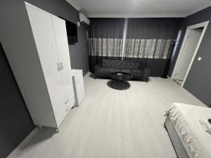 Postel nebo postele na pokoji v ubytování Arena Resort Otel Kagıthane