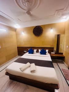 En eller flere senger på et rom på Garh Villa Jaisalmer