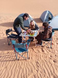 Επισκέπτες που μένουν στο Time to Discover Wild Camp +22 φωτογραφίες
