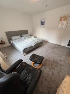 Postel nebo postele na pokoji v ubytování Gemütliche 2 Zimmer Wohnung in bester Lage
