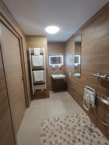 Koupelna v ubytování Hotel Le Beauregard