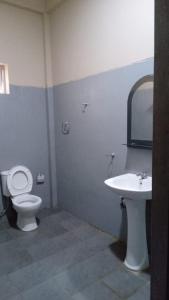 Ένα μπάνιο στο Bamboo Grove Villa