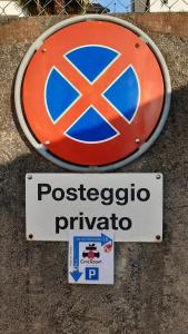 Certifikát, hodnocení, plakát nebo jiný dokument vystavený v ubytování CrisRoom