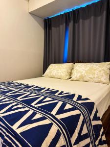 Un pat sau paturi într-o cameră la Apt Casa De Parco 1BR With WiFi, Pool & Netflix by Damaresa