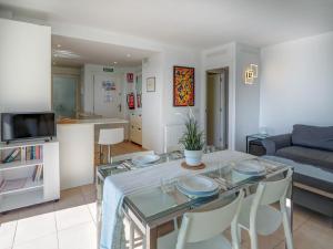 Køkken eller tekøkken på Balmins White by Hello Homes Sitges