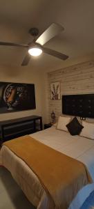 Postel nebo postele na pokoji v ubytování Mar & Relax Torrequebrada