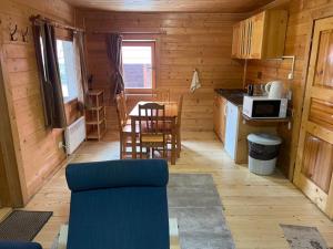 A kitchen or kitchenette at Chalet Sofia Még 12 kép