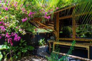 Afbeelding uit fotogalerij van Eco-Lodge Deseo Bamboo in Santa Catalina
