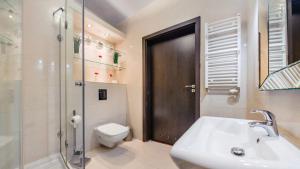 Koupelna v ubytování DIVA SPA 729 blizko morza