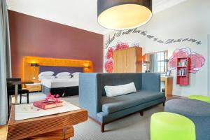 Voodi või voodid majutusasutuse The Place Hotel toas