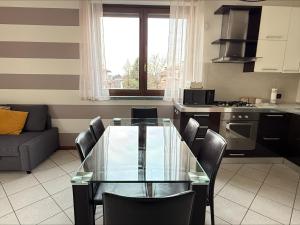 Kuchyň nebo kuchyňský kout v ubytování La Casa di Teo