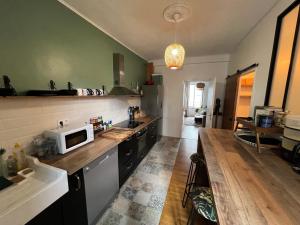 Η κουζίνα ή μικρή κουζίνα στο Le Brest loves me +3 φωτογραφίες