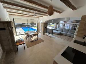 Bazén v ubytování Costa Maresme Barcelona , Relax & Pool nebo v jeho okolí