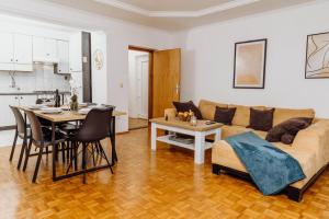 Kuchyň nebo kuchyňský kout v ubytování Apartman Tihana