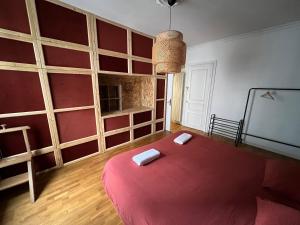 Ένα ή περισσότερα κρεβάτια σε δωμάτιο στο Le Brest loves me