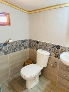 Koupelna v ubytování Auberge L'Oasis Mhamid