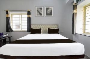 Gallery image of Hotel Crystal INN in Bhubaneshwar