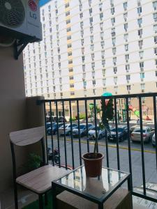 Balkón nebo terasa v ubytování Lorven's Place Saekyung Marigondon