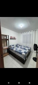 Ένα ή περισσότερα κρεβάτια σε δωμάτιο στο Apartamento Caruaru bem localizado +4 φωτογραφίες