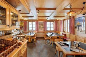 Posezení v ubytování Alpinhotel Bort