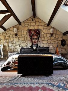 TV a/nebo společenská místnost v ubytování Les GARGOUILLES Gorges du Tarn - Millau