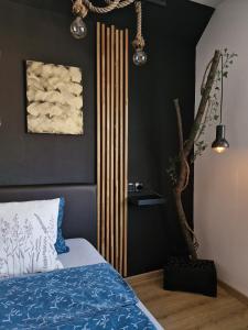 Postel nebo postele na pokoji v ubytování Gondola Apartment