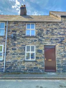 Το κτήριο όπου στεγάζεται  η παραθεριστική κατοικία