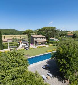 The swimming pool at or close to Agriturismo Resort Il Foionco