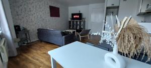 Gallery image of Greenwich Luxe exclusive Condo in London
