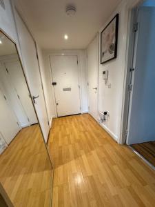 Gallery image of Greenwich Luxe exclusive Condo in London