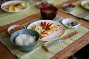 B&Bの敷地内または近くでの食事または食べ物