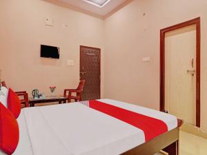 Μια τηλεόραση ή/και κέντρο ψυχαγωγίας στο Hotel O Vasista Residency