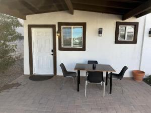Galeriebild der Unterkunft 3 Bedroom, 2 Bath Whole House, ASU, Tempe, Scottsdale on Light Rail in Mesa