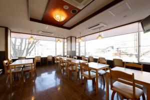 Restaurace v ubytování Hotel Matsumoto Yorozuya